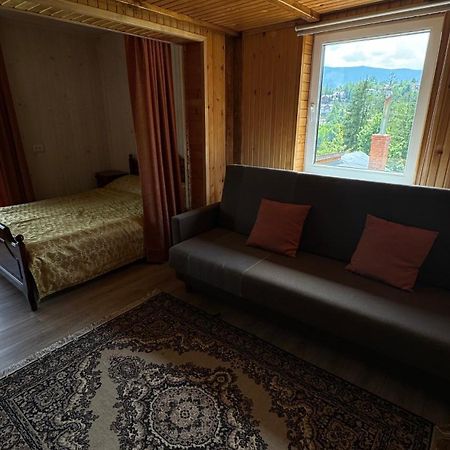 Gazdіvska Hata Guest House Yaremtche Extérieur photo