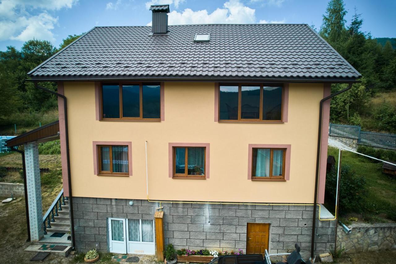 Gazdіvska Hata Guest House Yaremtche Extérieur photo