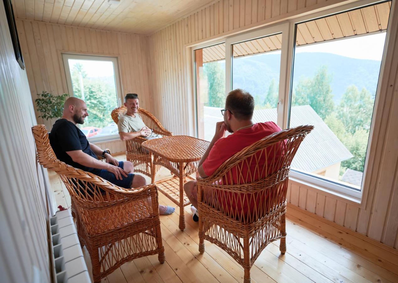 Gazdіvska Hata Guest House Yaremtche Extérieur photo