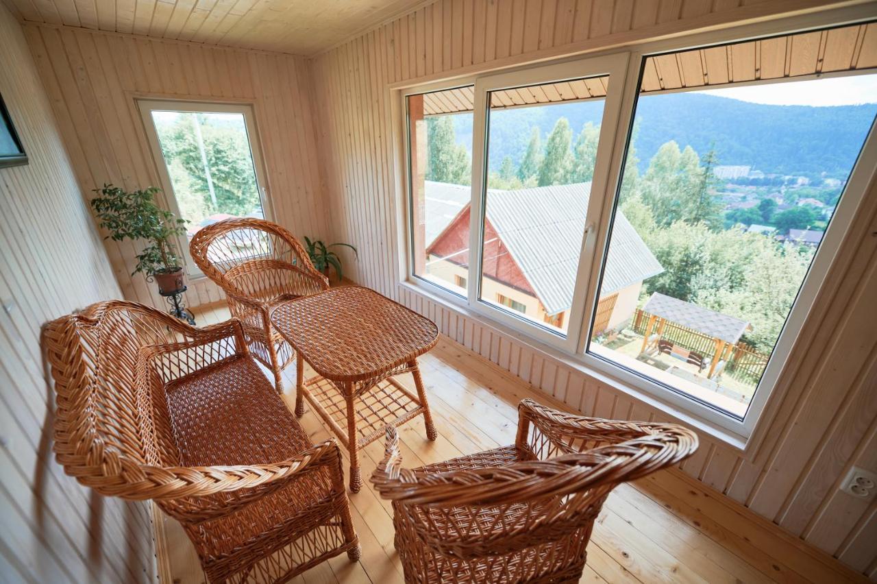 Gazdіvska Hata Guest House Yaremtche Extérieur photo